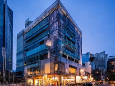 酒店与饮品店合作方案模板，打造差异化体验，酒店与饮品店深度合作，打造差异化体验。本方案旨在通过三方精准匹配，满足酒店和饮品店的核心需求，打造国际化、个性化、高性价比的体验。通过深度合作，实现用户的深度需求满足与独特体验的突破，提升整体运营效率和服务质量。